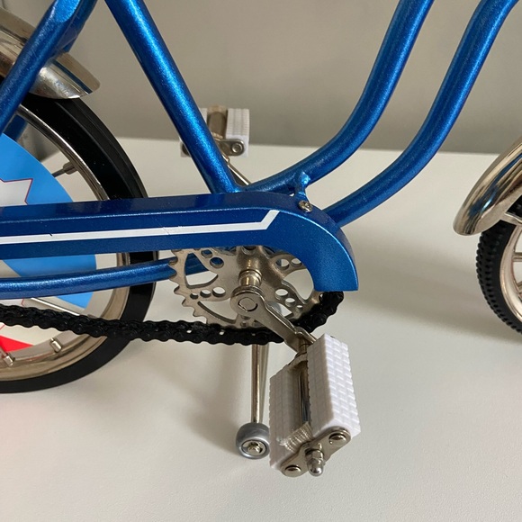 American Girl Julie’s Bicycle - Picture 4 of 5